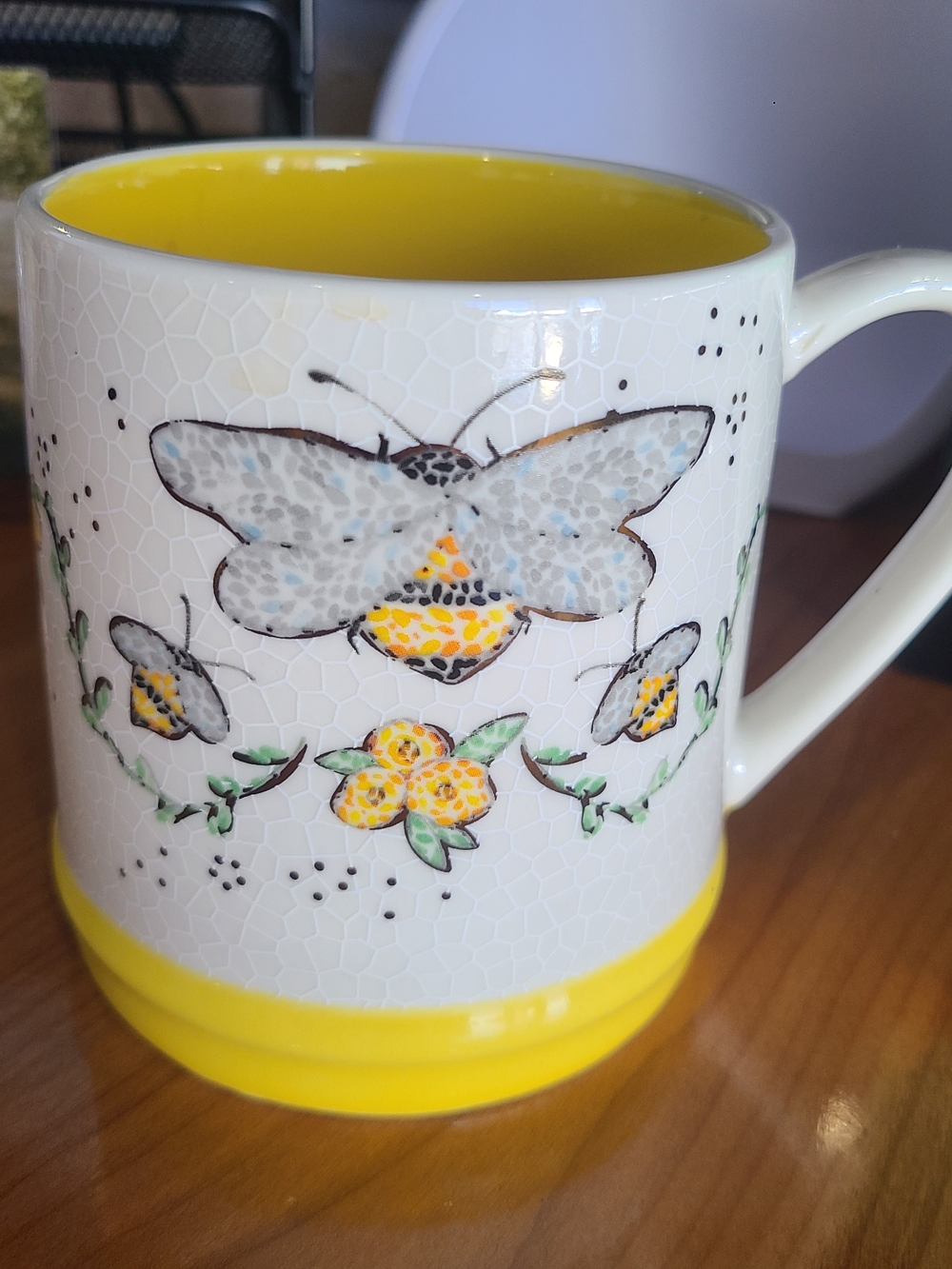Ceramic Yellow Bee-Accent Mug - Home Dining
